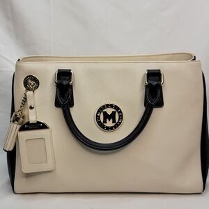 METROCITY Cream and Black‎ Shoulder Bag